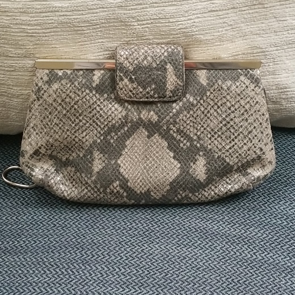 Sophisticated and Fun Little Clutch